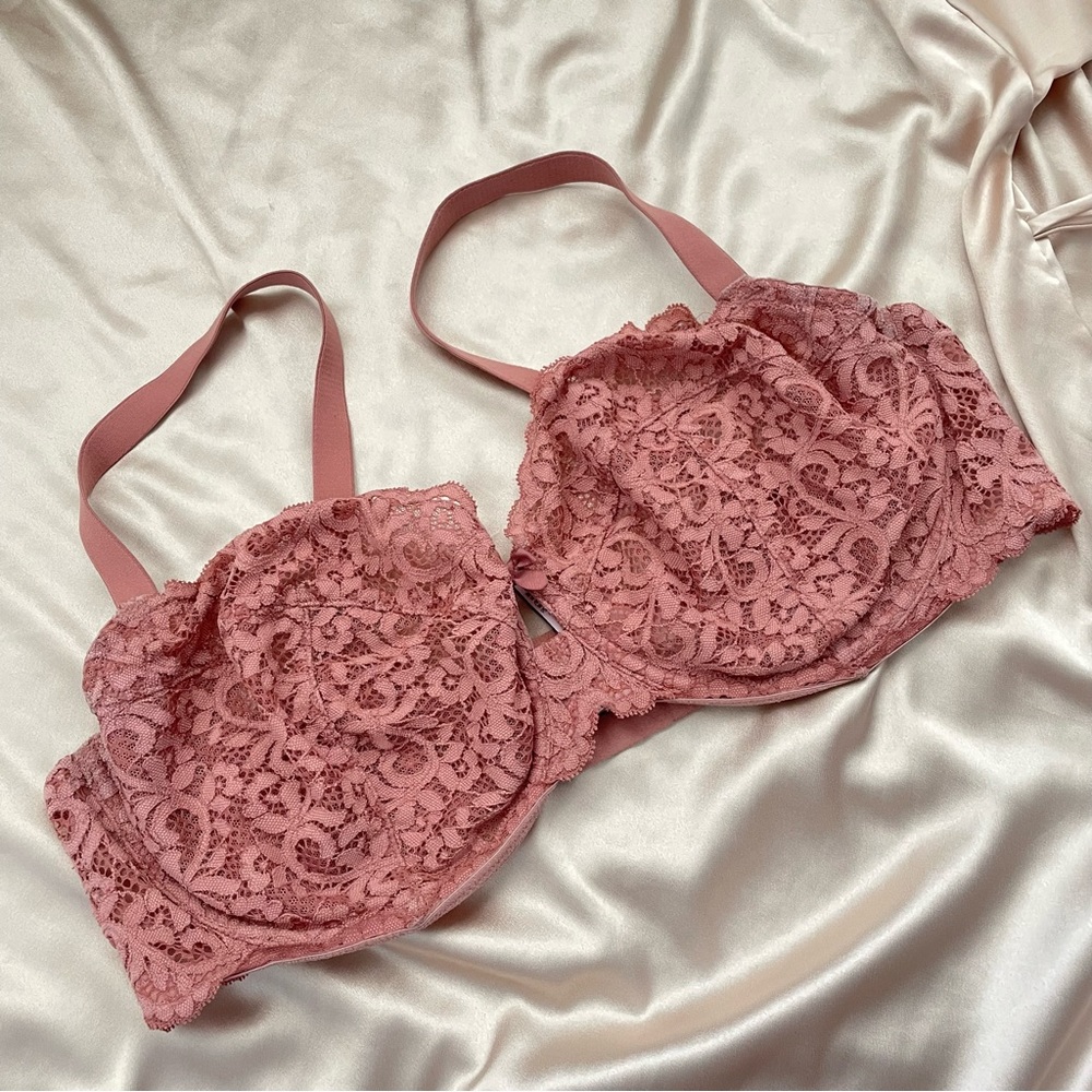 Victorias Secret Body By Victoria Bra 38DDD